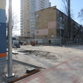 Динаміка будівництва житлового комплексу Вишиванка станом на 12 квітня 2018 року